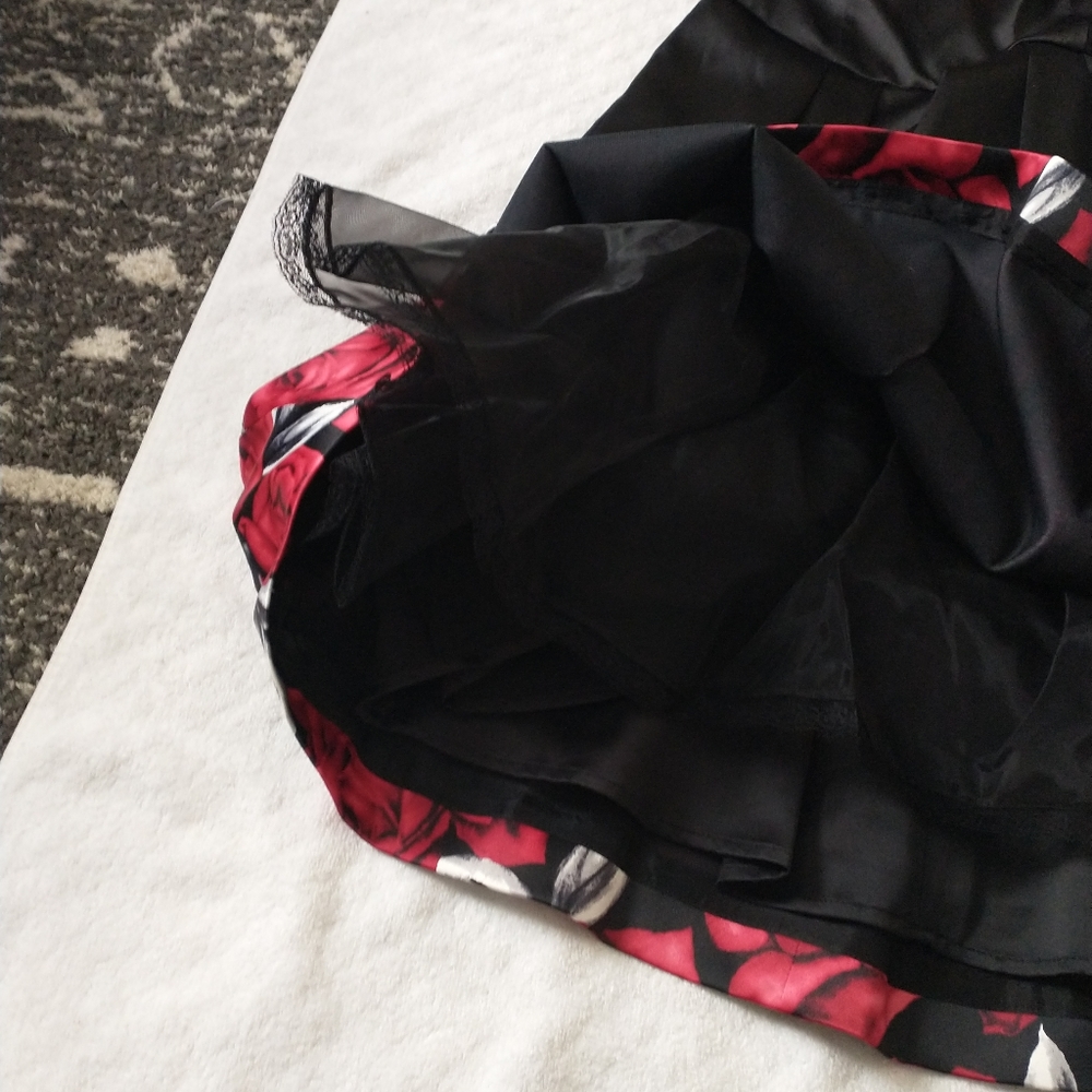 White House Black Market dress. B - Picture 9 of 12